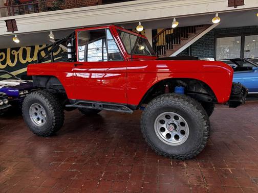 1977 Ford Bronco Roadster