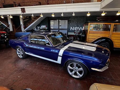 1967 Ford Mustang Base