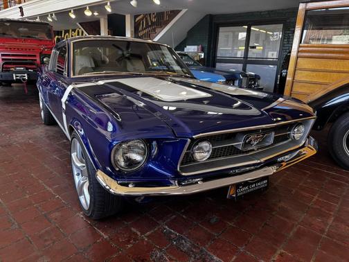 1967 Ford Mustang Base