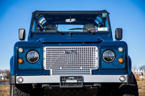 1990 Land Rover Defender Base