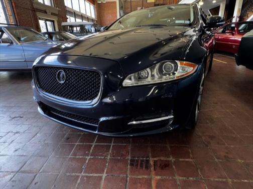 2011 Jaguar XJ Base