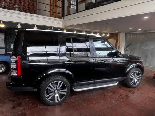 2016 Land Rover LR4 Base