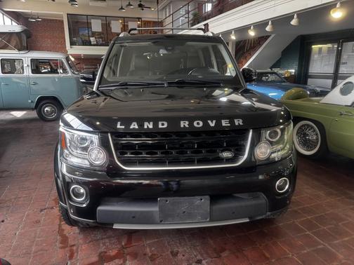 2016 Land Rover LR4 Base