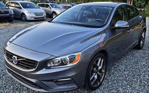 Blue/Gray 2018 Volvo S60 T5 Dynamic