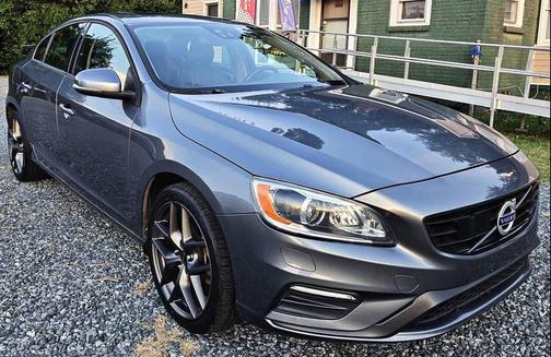 Blue/Gray 2018 Volvo S60 T5 Dynamic
