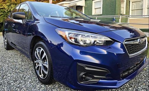 2017 Subaru Impreza 2.0i