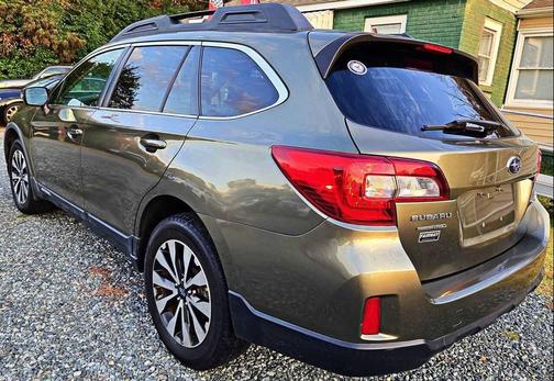 2015 Subaru Outback 2.5i Limited