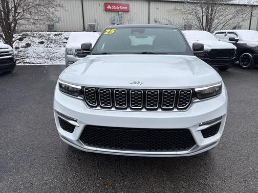 2025 Jeep Grand Cherokee Summit