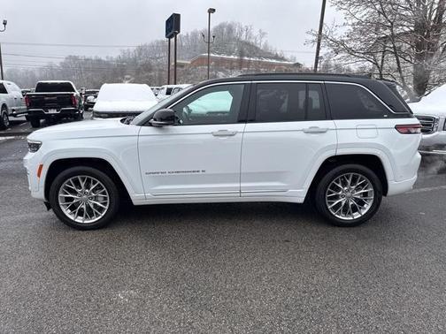 2025 Jeep Grand Cherokee Summit