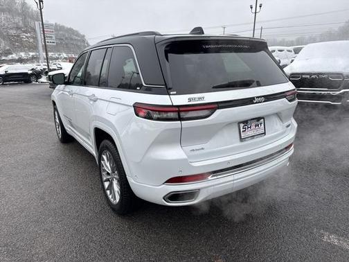 2025 Jeep Grand Cherokee Summit