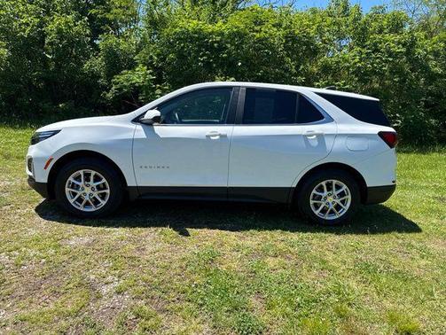 Summit White 2024 Chevrolet Equinox LT