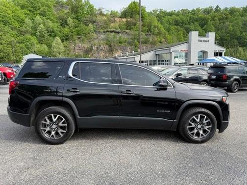2021 GMC Acadia SLE