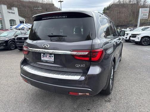 2024 INFINITI QX80 Luxe