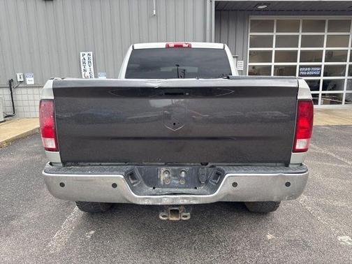 Bright Silver Clearcoat Metallic 2018 RAM 2500 Tradesman
