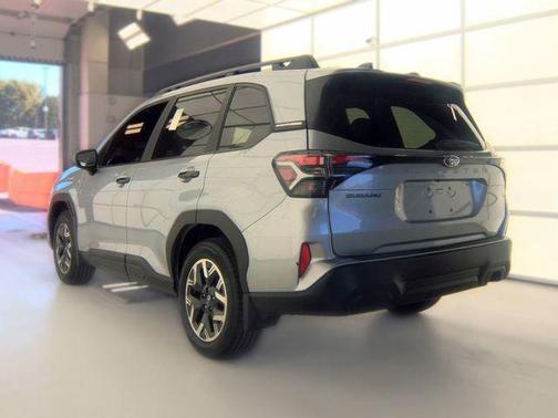 Ice Silver Metallic 2025 Subaru Forester Premium