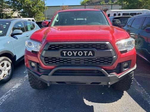 Barcelona Red Metallic 2022 Toyota Tacoma SR