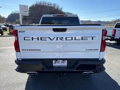 2024 Chevrolet Silverado 1500 Custom Trail Boss