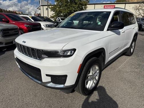 2022 Jeep Grand Cherokee L Laredo