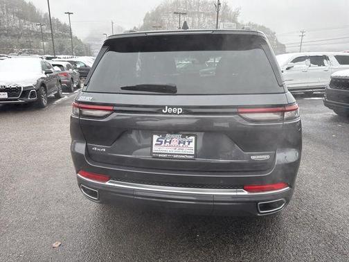 2025 Jeep Grand Cherokee Summit