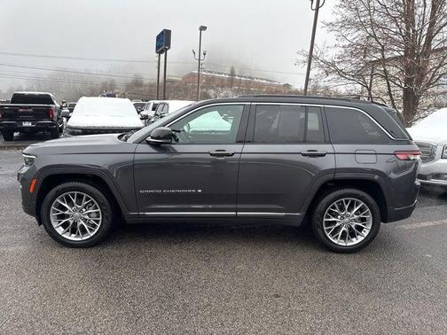 2025 Jeep Grand Cherokee Summit