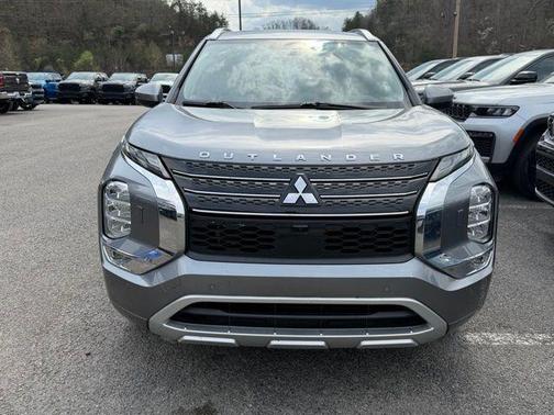 Gray 2024 Mitsubishi Outlander SEL