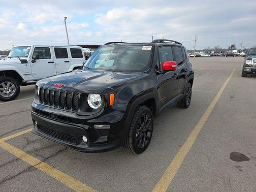 Black Clearcoat 2023 Jeep Renegade Altitude