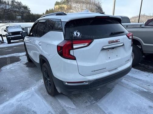 2022 GMC Terrain AT4