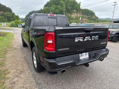 Diamond Black 2025 RAM 1500 Big Horn/Lone Star