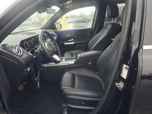 2025 Mercedes-Benz GLB 250 Base 4MATIC