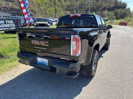 Black 2022 GMC Canyon AT4 w/Cloth