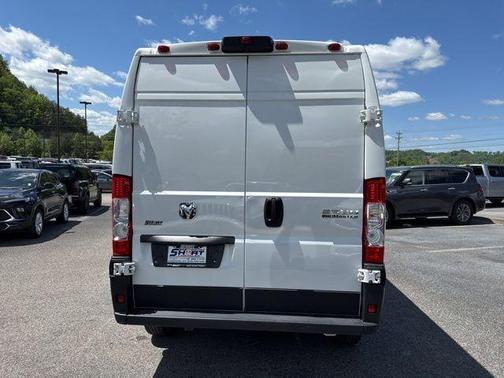 Bright White Clearcoat 2024 RAM ProMaster 2500 High Roof