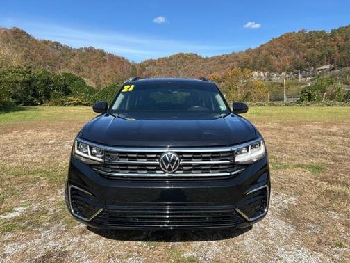 2021 Volkswagen Atlas 3.6 V6 SE w/ Technology R-Line