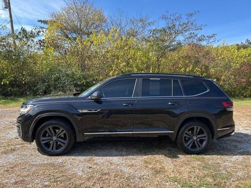 2021 Volkswagen Atlas 3.6 V6 SE w/ Technology R-Line