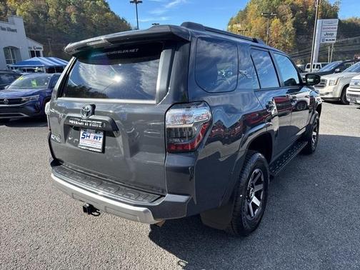 2024 Toyota 4Runner TRD Off Road