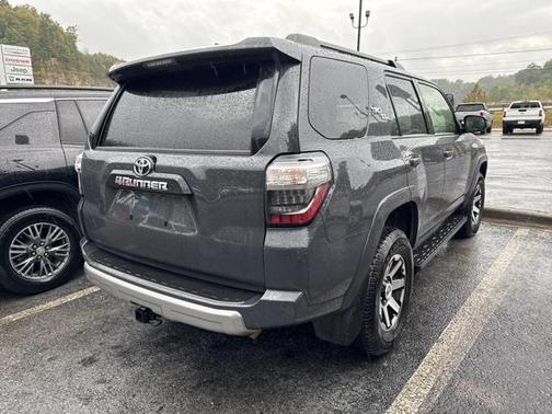 2024 Toyota 4Runner TRD Off Road