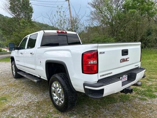 2017 GMC Sierra 2500 Denali