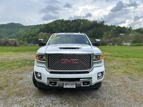 2017 GMC Sierra 2500 Denali