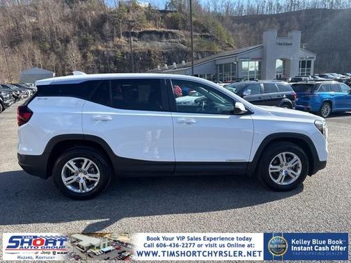 2024 GMC Terrain SLE