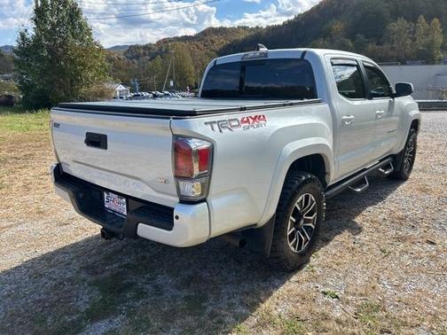 2021 Toyota Tacoma 