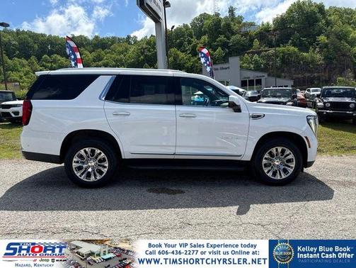 Summit White 2025 GMC Yukon Denali