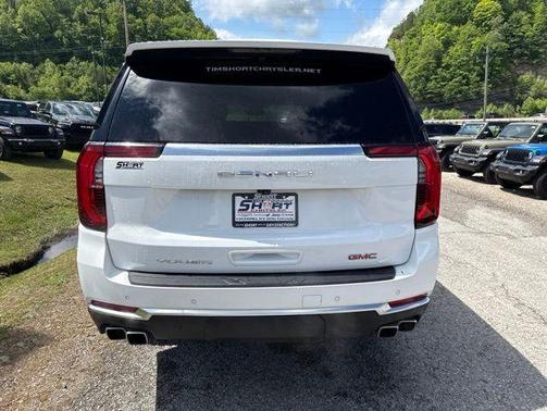 Summit White 2025 GMC Yukon Denali