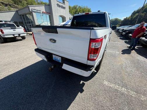Oxford White 2022 Ford F-150 XL