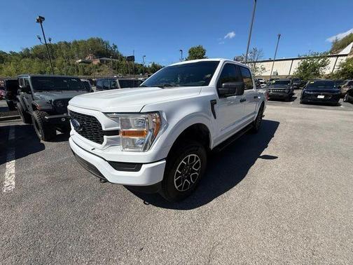 Oxford White 2022 Ford F-150 XL