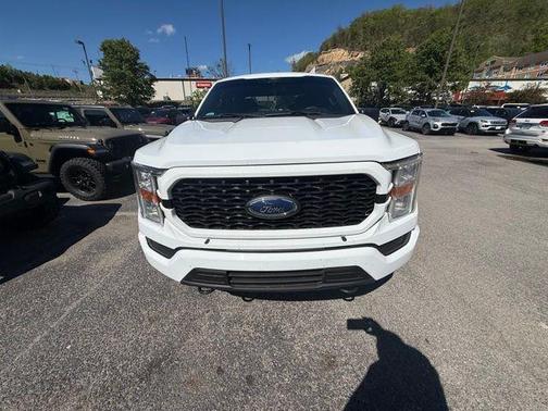 Oxford White 2022 Ford F-150 XL