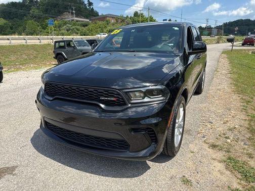 DB Black Crystal Clearcoat 2025 Dodge Durango GT
