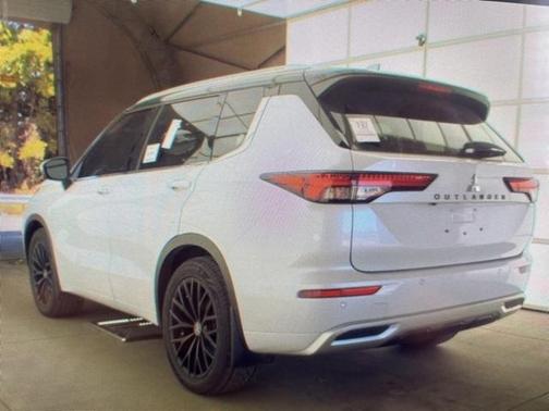2022 Mitsubishi Outlander SEL