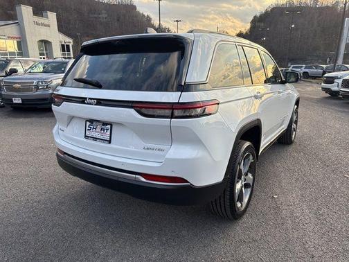 Bright White Clearcoat 2026 Jeep Grand Cherokee Limited