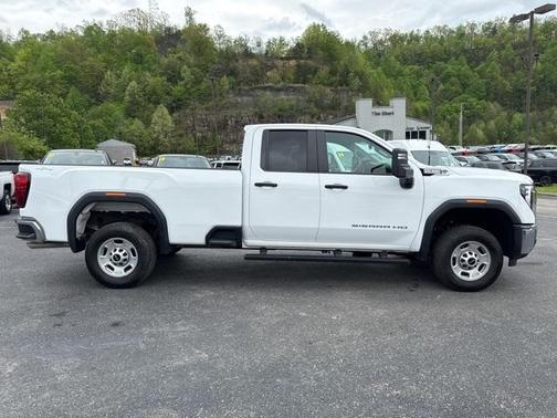 2024 GMC Sierra 2500 Pro