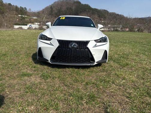 2018 Lexus IS 300 Base