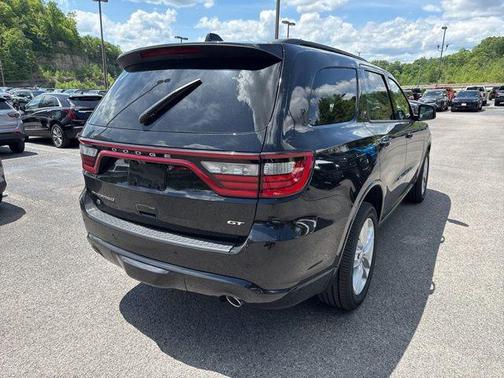 DB Black Crystal Clearcoat 2026 Dodge Durango GT